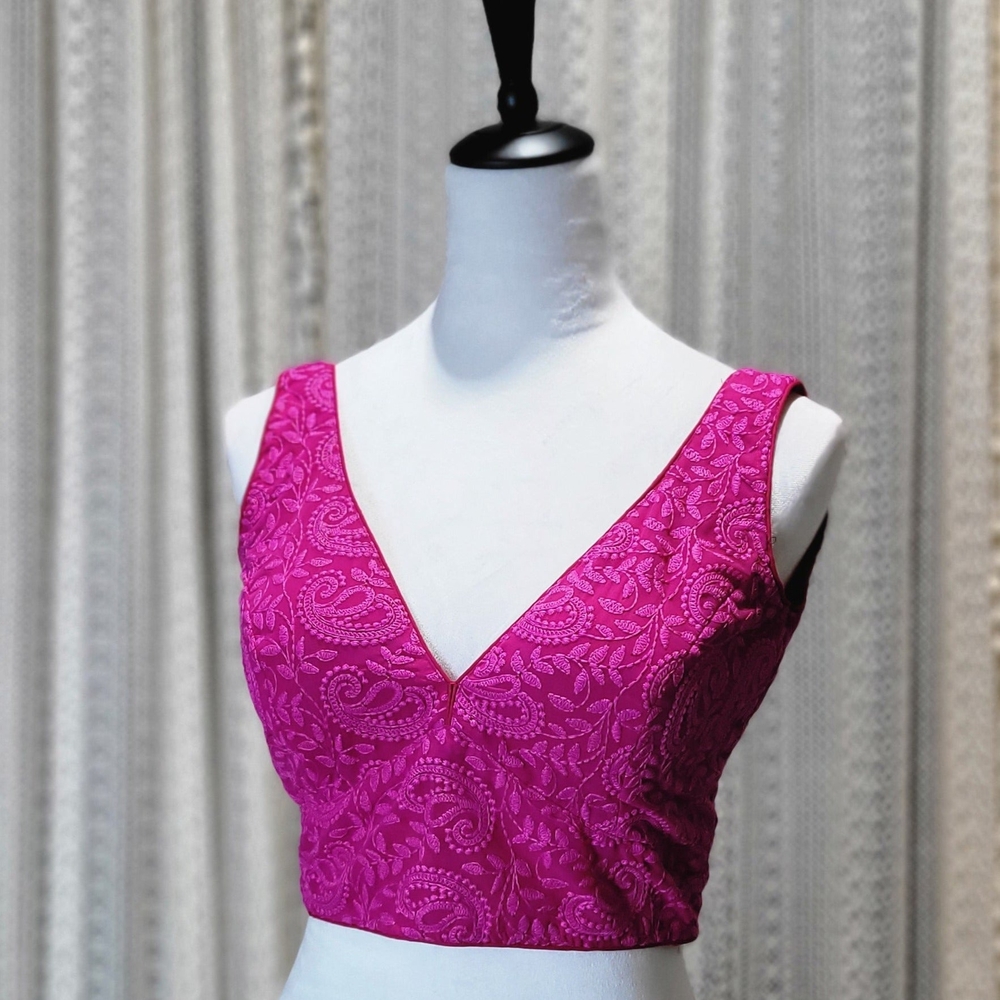 Vibrant Pink Sleeveless Crop Top